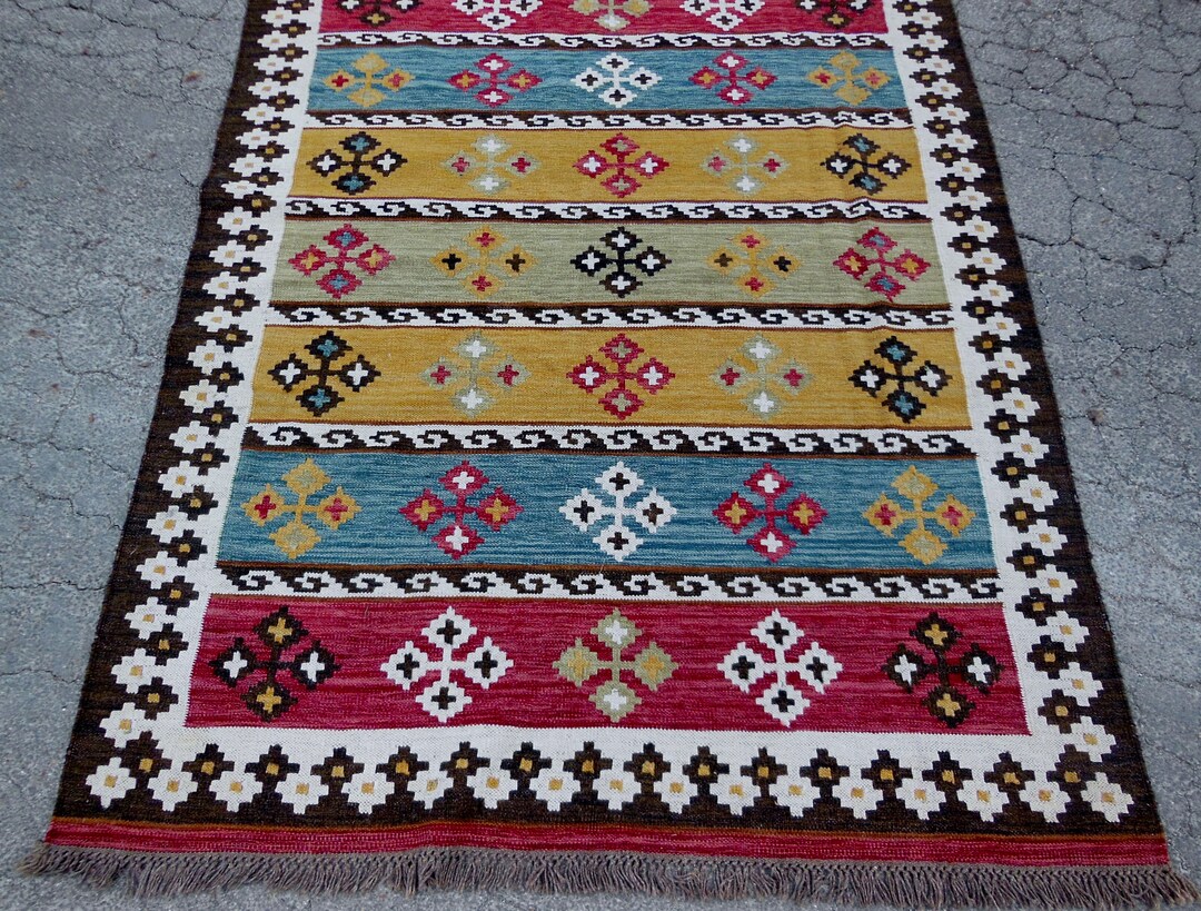 Vintage Kilim Rug 6x8 Geometric Pattern - Etsy