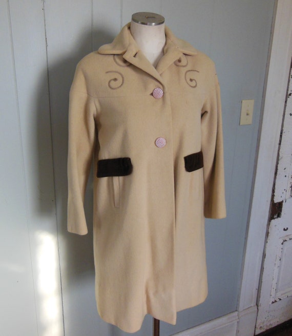 Vintage Tan Winter Wool Dress Coat made by Honeyl… - image 2