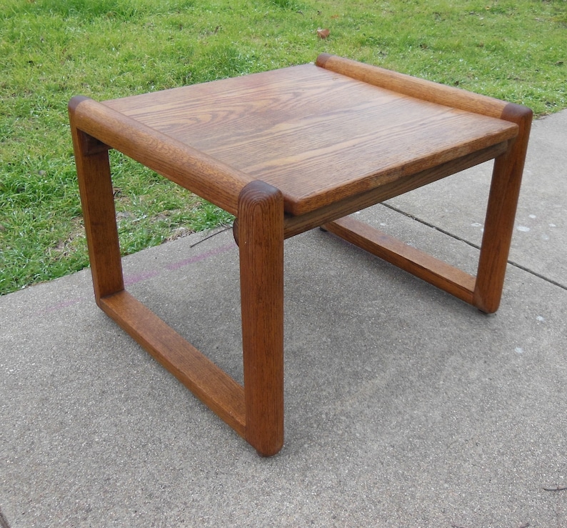 Vintage Danish Modern Oak Cube End Table Solid Wood Side Table Coffee Table Nightstand Accent Table Minimalist Design Boho Modern Farmhouse Bild 1