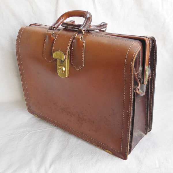 Vintage Leather Briefcase Caramel Chocolate Brown Sturdy Leather Case Document Holder Attache Case Laptop Bag Messenger Bag Small Luggage