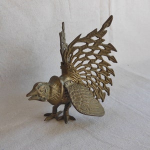 Vintage Brass Decorative Rooster Figurine Cockfighting Chicken Fighting Mad Rooster Brass Statuette Brass Filigree Chicken Modern Farmhouse