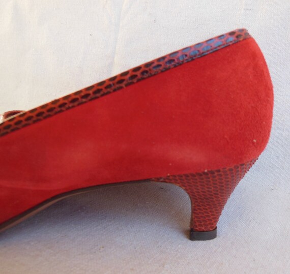 Vintage Marilyn Pumps Red Suede Snakeskin Kitten … - image 2