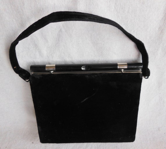 Vintage Black Velvet Purse Bakelite Handle Made b… - image 8