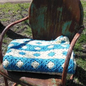 Vintage Handmade Afghan Blue White Granny Square Crocheted Blanket Bed Cover Couch Throw Hand Crocheted Boho Hippie Chic Farmhouse Cottage