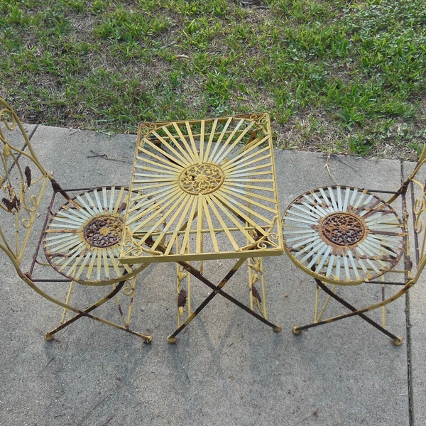 Vintage Wrought Iron Childs Patio Set Mini Bistro Outdoor Table 2 Chairs Rusty Metal Chippy Paint Fold Up Seating Kids Porch Patio Tea Time