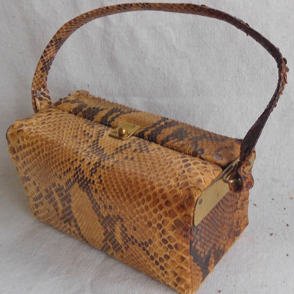 Vintage Snakeskin Box Purse Python Snake Skin Textured Retro Fashion Animal Skin Tan Brown Leather Purse Snakeskin Formal Evening Handbag