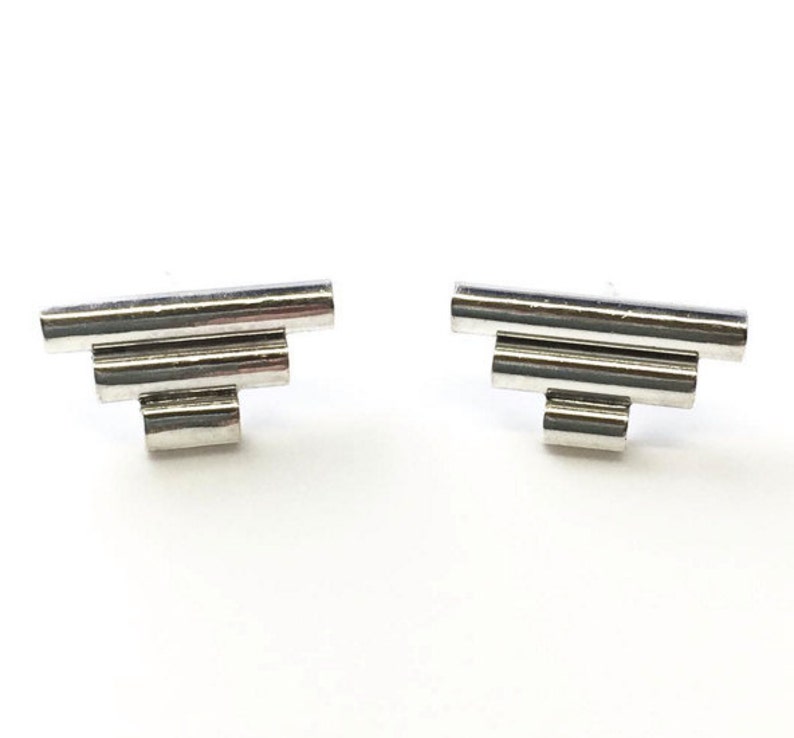 pyramid tube studs