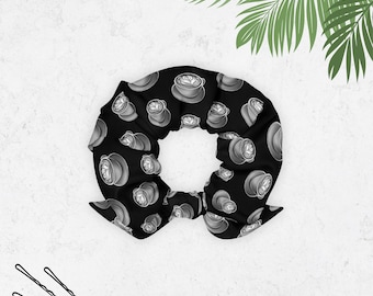 Koffiescrunchie: latte art haarelastiekje, baristacadeau