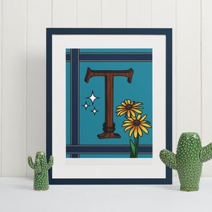 Impresión artística de pared con la letra T, monograma floral, tipografía, póster, regalo inicial único para la decoración de la guardería o el aula, letrero artístico del alfabeto