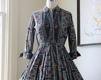 Vintage 1950s Dress / Henry Lee Shirtwaist Dress Shirt Dress / Bermuda Collar Full Skirt / Floral Print Novelty Print / Rockabilly / S or M