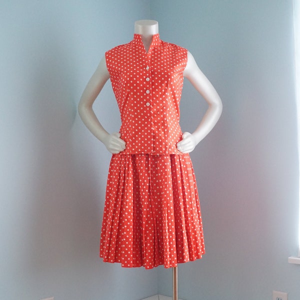 Vintage 1950s Alex Colman Blouse Skirt Set / Two Piece 2 Pc Ensemble / Polka Dot Pleated Skirt Full Skirt Princess Seams MOP Buttons / XS/S