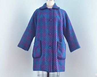 Vintage 1960s 1970s Welsh Tapestry Coat / Peter Pan Collar Raglan Sleeves Patch Pockets / Fuchsia Navy Sky Blue / Large
