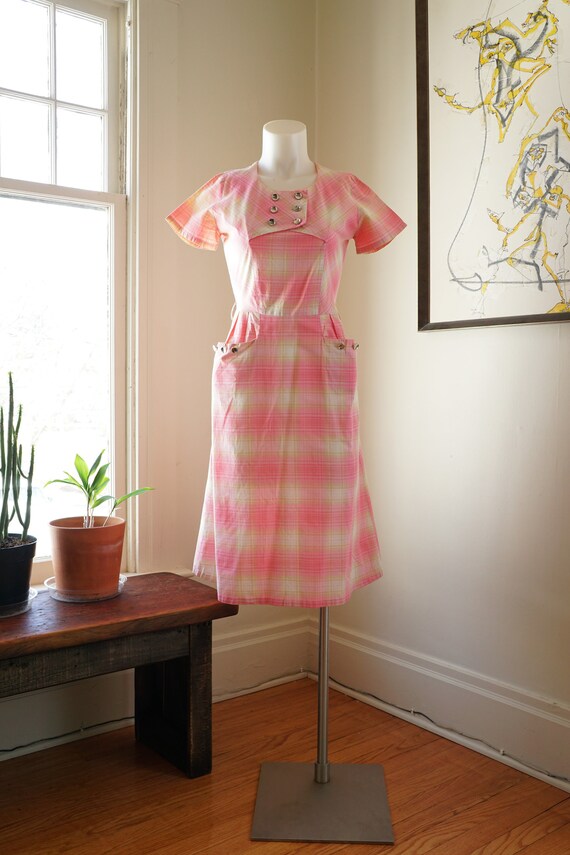 Vintage 1950s Dress / Pink Plaid Cotton Day Dress 