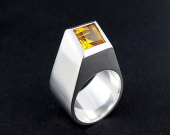 Silver citrine signet ring, unique cocktail ring, geometric yellow gemstone ring, citrine ring, statement silver ring, bold gemstone rings