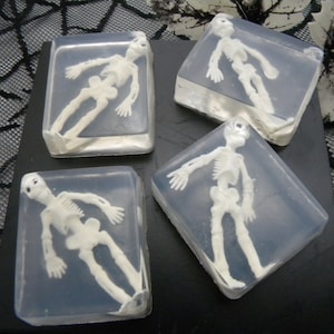 Skeleton Soap favors /Skeletal soap / Halloween Soap