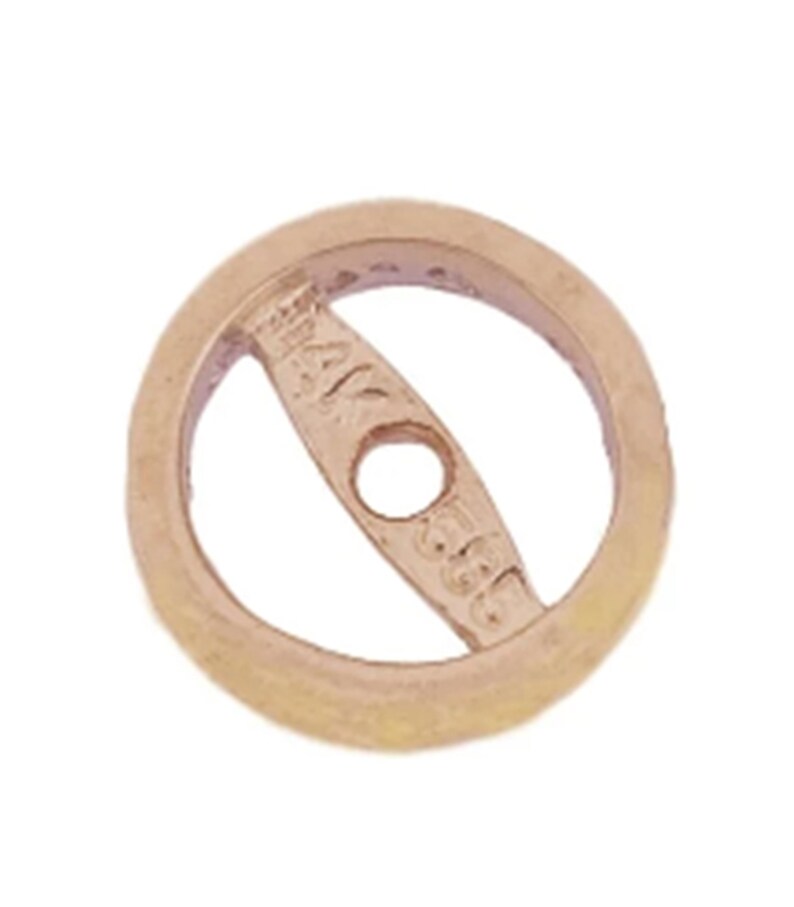 May include: A gold-toned metal ring with a circular design and a smaller circle in the center. The ring has the text "14K 585" inscribed on it.