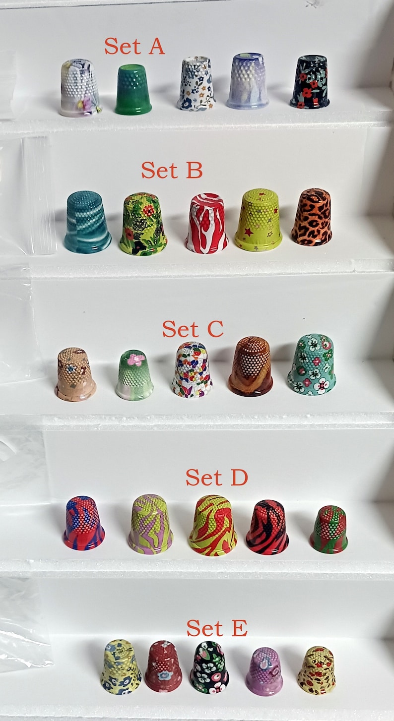 Set of 5 Thimbles Collectable Thimbles Metal Floral Etsy