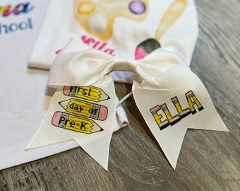 Back to school bow - First day of school - Personalized bow