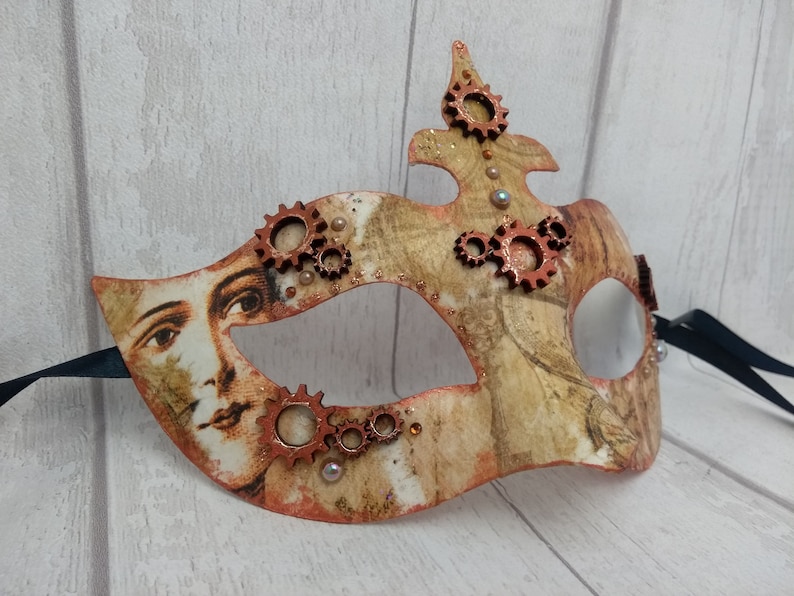 FantasyParty Music Festival Full Head Mask White