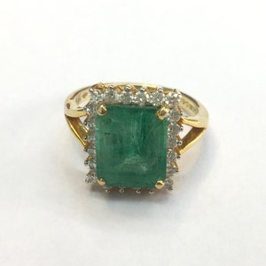 Vintage antique solid 14k Gold jewelry Natural Emerald & Diamond Gemstones Ring