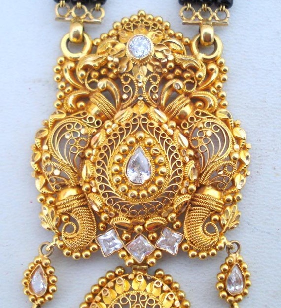 Vintage Antique Solid 22 Carat Gold Necklace Pend… - image 4