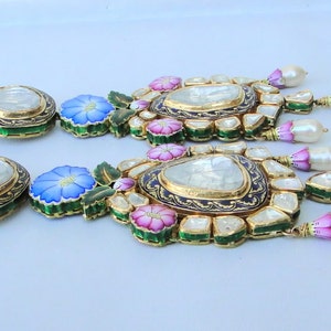 Vintage Antique Solid 22k Gold Diamond Polki Kundan Enamel Work Earring Pair India image 3