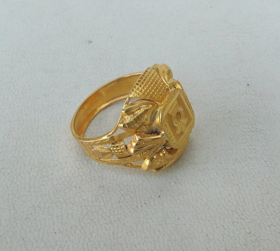 Ornate Celtic Cross Ring in Gold | Walker Metalsmiths