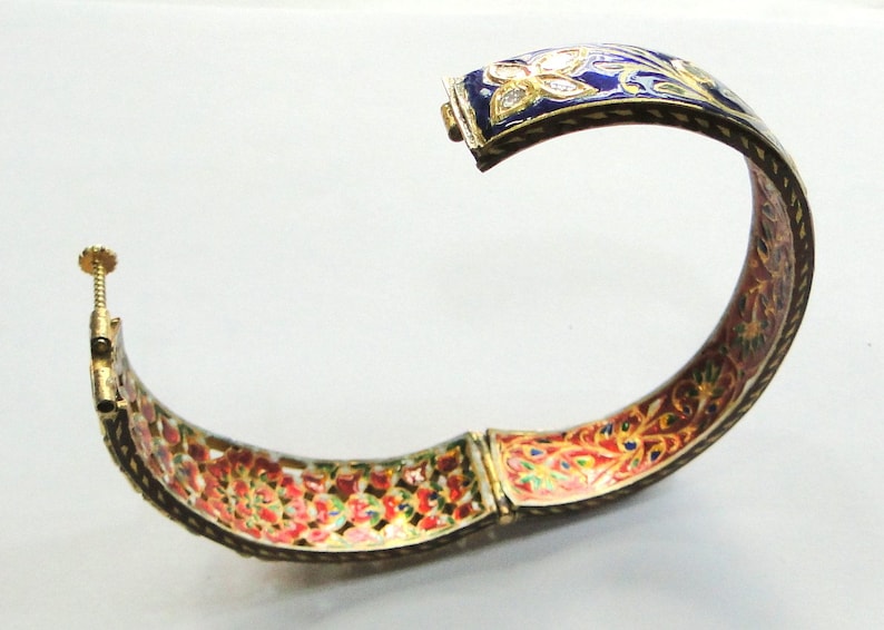 Vintage antique 20k Gold Jewelry Diamond polki Enamel Work Bangle image 5