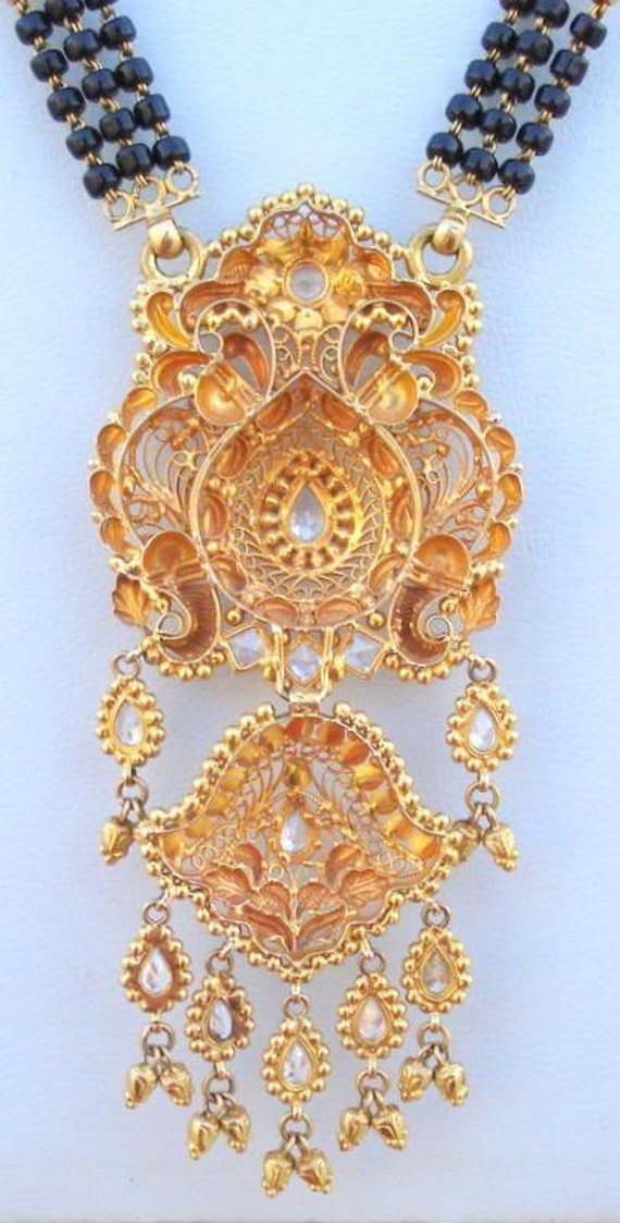Vintage Antique Solid 22 Carat Gold Necklace Pend… - image 3