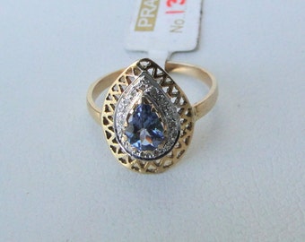 14 Carat Solid Gold Natural Tanzanite & Diamond Gemstone Ring