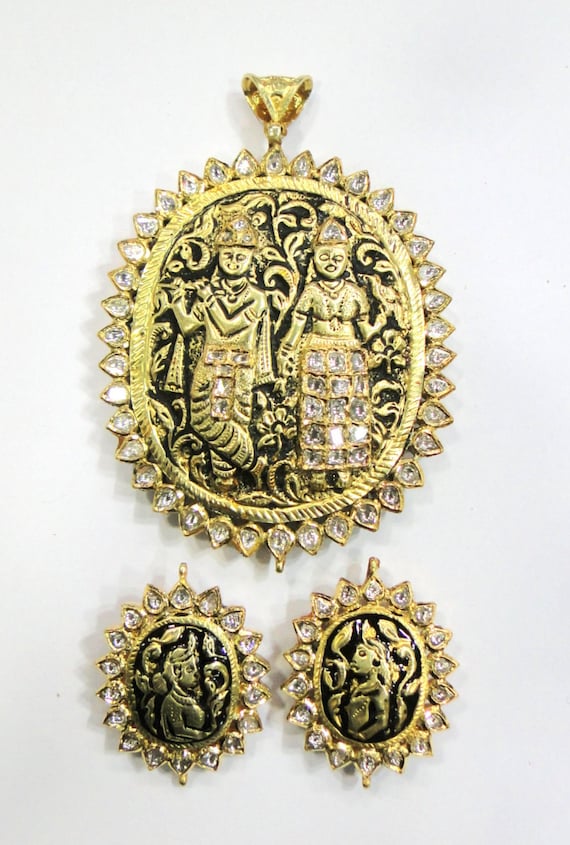 Vintage antique solid 18k Gold jewelry Diamond Rad