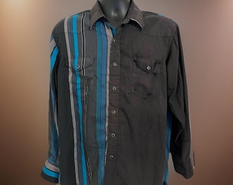 Vintage Wrangler Hemd aus den 90er Jahren mit Perlmuttknöpfen, Used-Look-Streifen, Größe XL, Western-Stil, lange Schwänze, L/XL