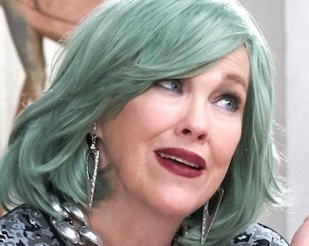 MOIRA MINT WIG, &quot;Schitts Creek&quot;, Short Green Cosplay Wig.