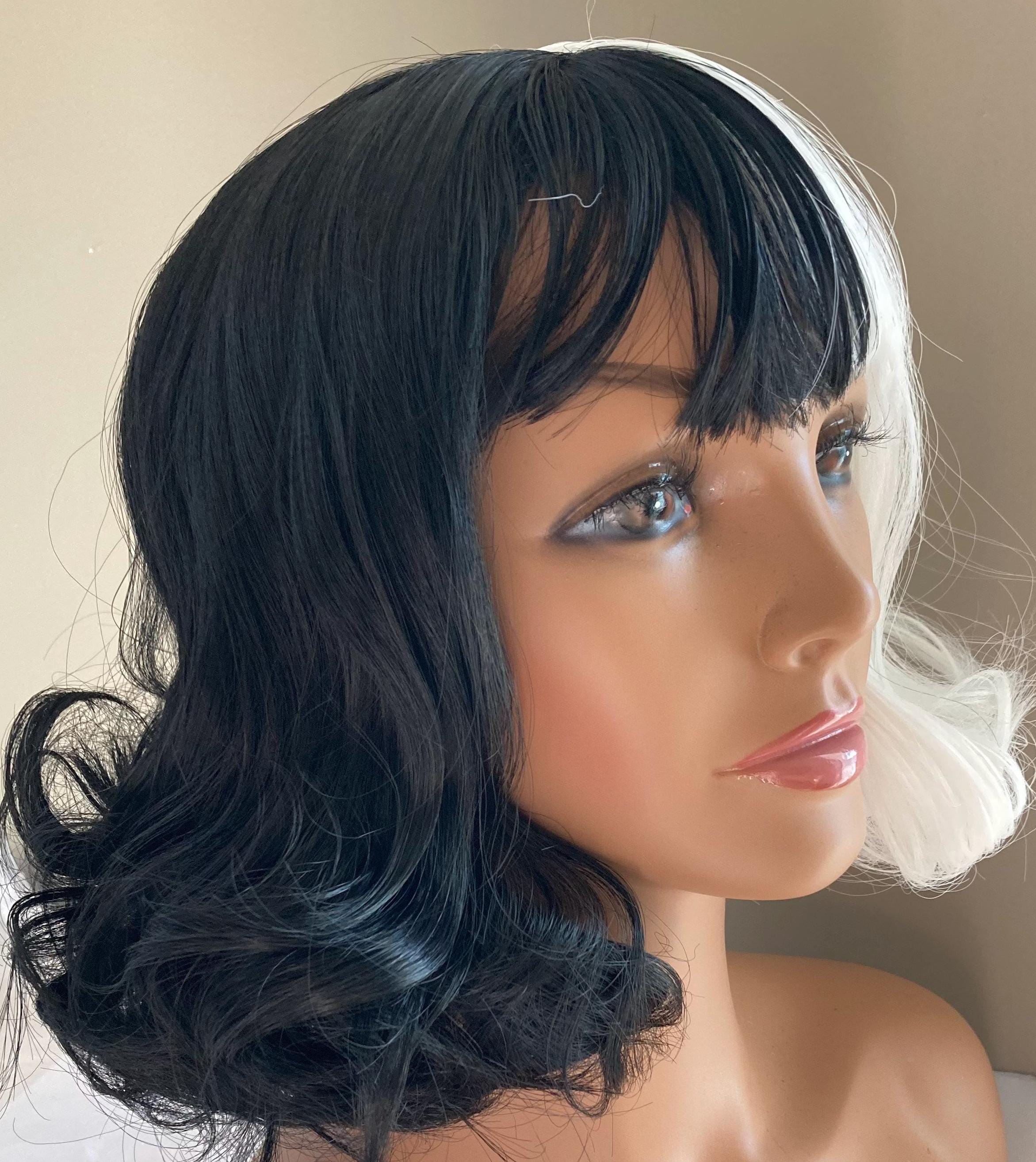 Peluca CRUELLA De Vil * Transfórmate en la loca y hermosa Cruella Deville,  con esta peluca Bob ondulada en blanco y negro. - Etsy México, image size:2343x2628