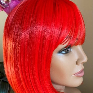 Queen of Hearts - Beautiful Red-Orange Cosplay Wig * Short bob wig with bangs *