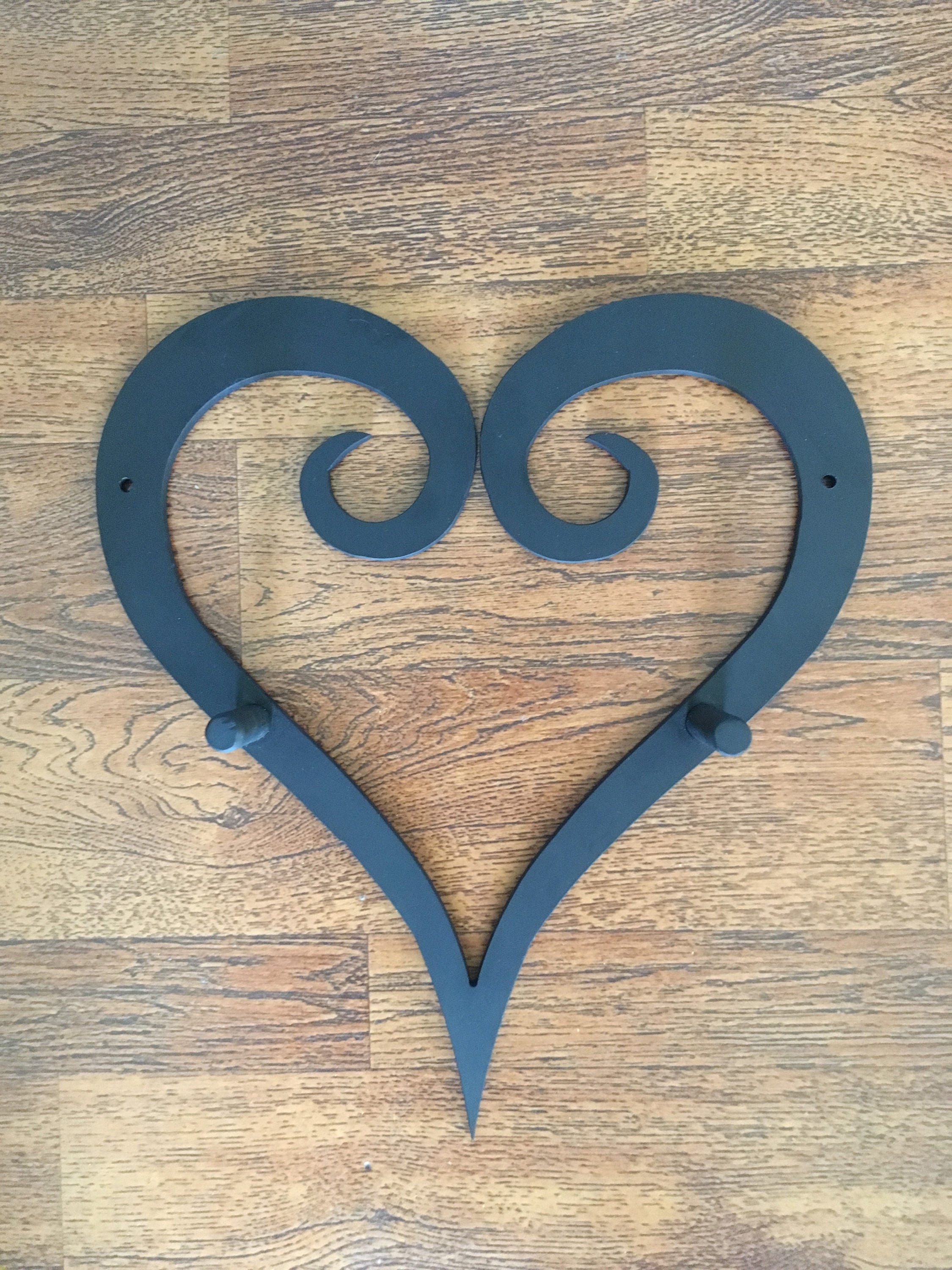 Keyblade Heart Mount - Etsy