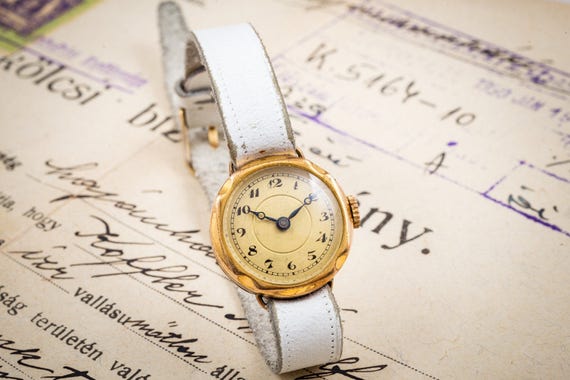 Gold womens watch,gold wristwatch,vintage gold wat