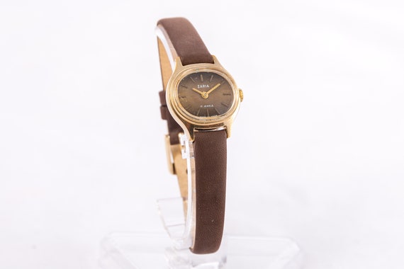 Zaria ladies watch,gold ladies watch,retro girls w
