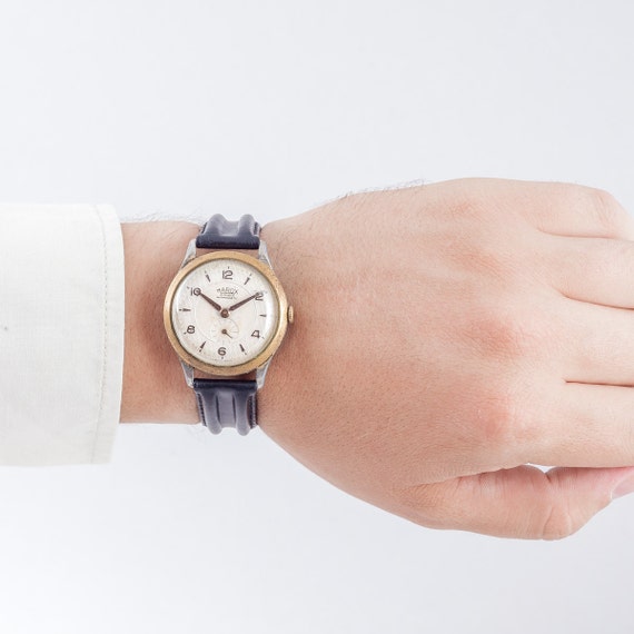 Petite montre homme new arrivals