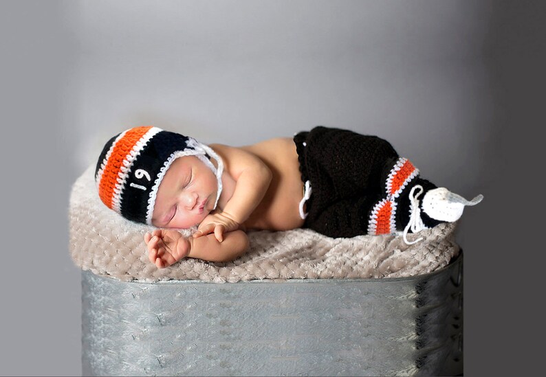 Baby Crochet Outfit Baby Boy Hockey Gift Hockey Baby Clothes Baby Crochet Hockey Ice Skates Baby Boy Clothes Baby Knit Hockey Skates