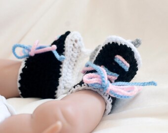 Baby Boy or Girl Crochet Hockey Baby Knit Skates, Pregnancy Announcement, Baby Gender Reveal, Knit Hockey Skate, Figure Skates, Ice Skates