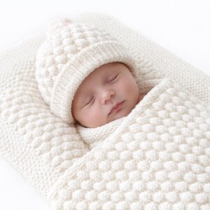Knitting Baby Bubble Blanket & Beanie Pattern PDF, Small, Medium, Large Afghan with wide seed stitch or garter border, 8 Ply Wool Yarn image 4