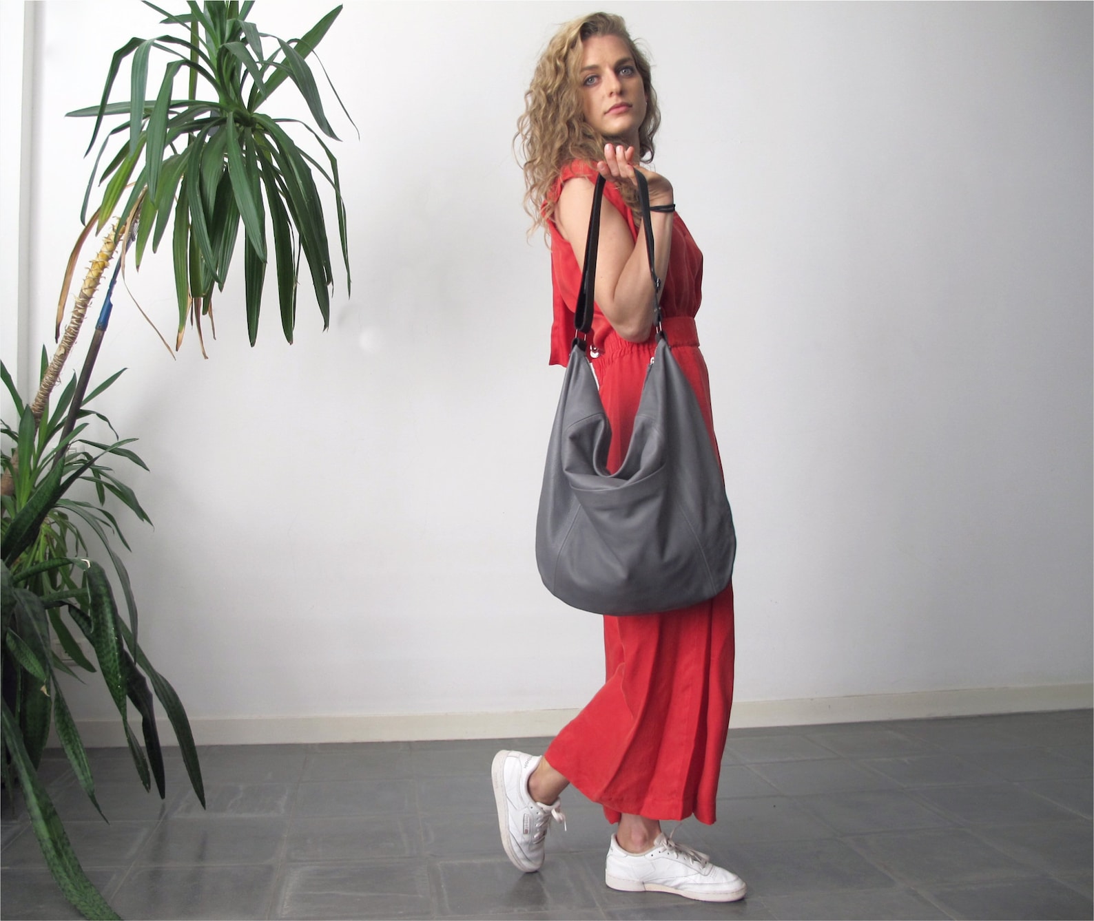 Women'S Light Hobo Bag- Black