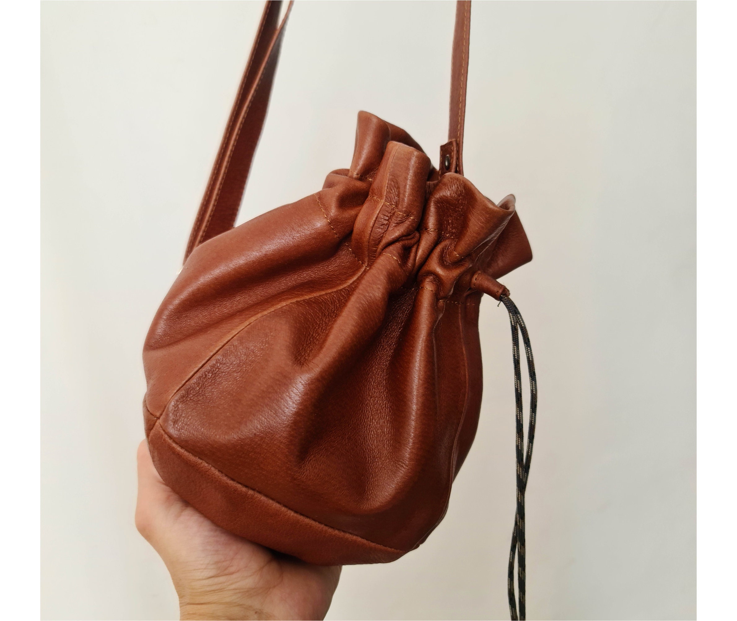 Caitina Crossbody Bag For Women Vegan Leather Hobo Handbag Designer  Crossbody Bucket Bag Shoulder Purse For Women with 2 Adjustable Strap(DreamyBrown  - Yahoo Shopping