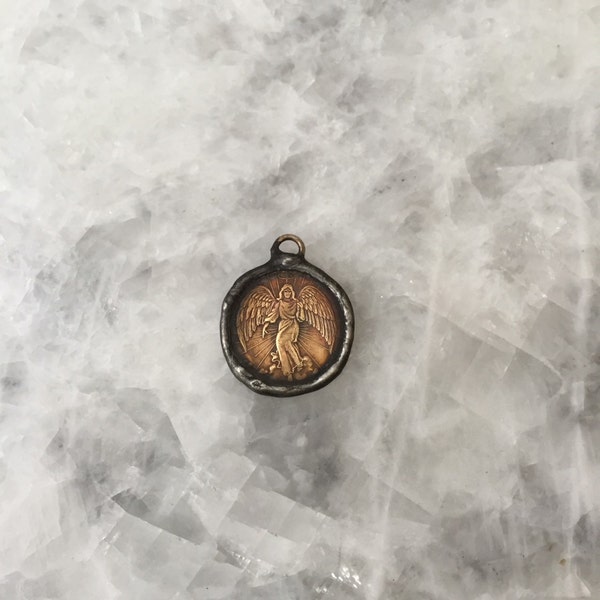 Pendentif pièce soudée ange, médaille, pièce de 27 mm en laiton rustique, collier ange gardien, 2 faces