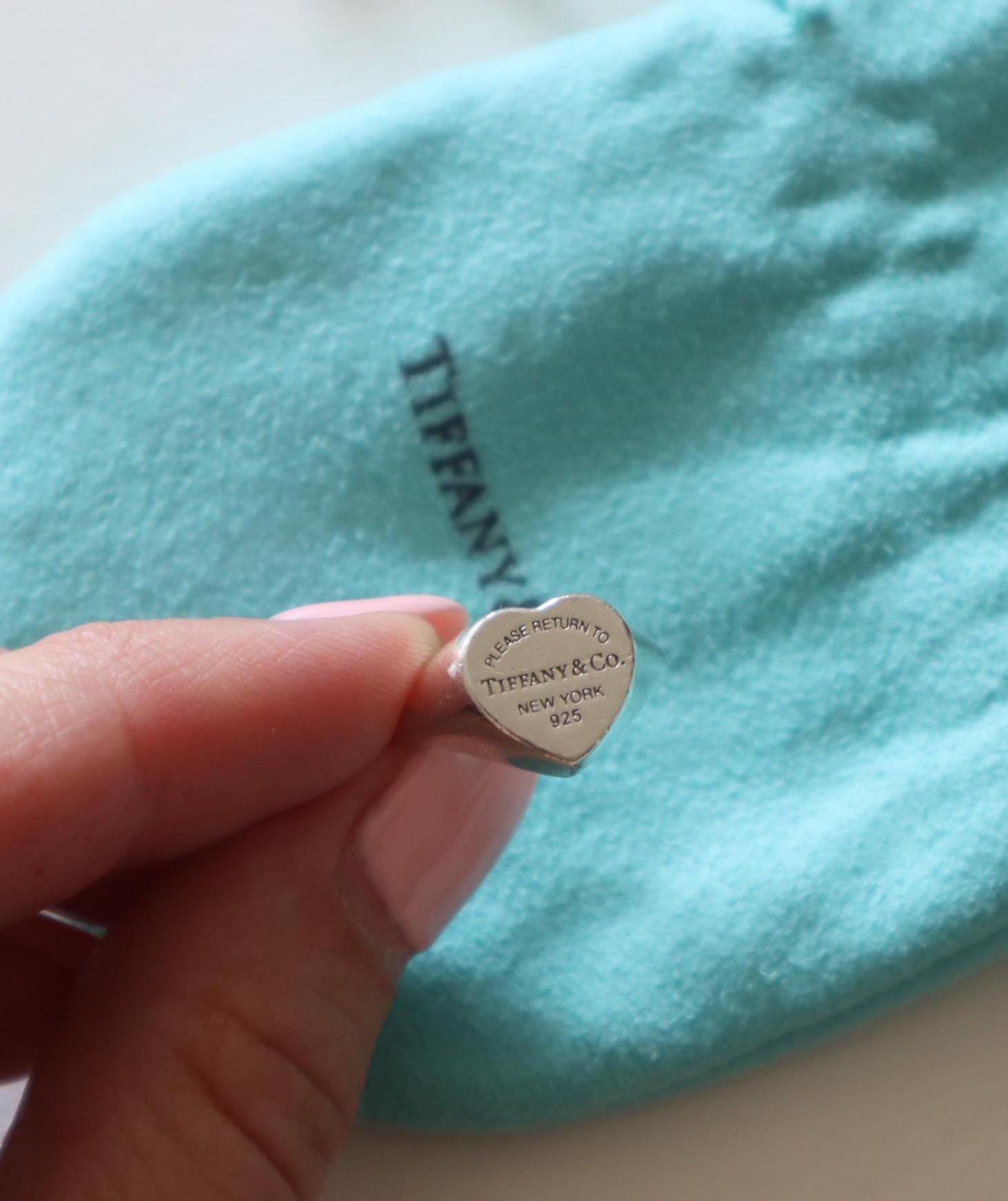 Classic! Tiffany & Co Return to Tiffany Silver Heart Tag Signet
