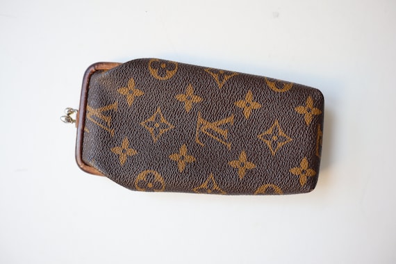 Louis Vuitton Vintage Kisslock Glasses Case Coin Wallet -  Denmark