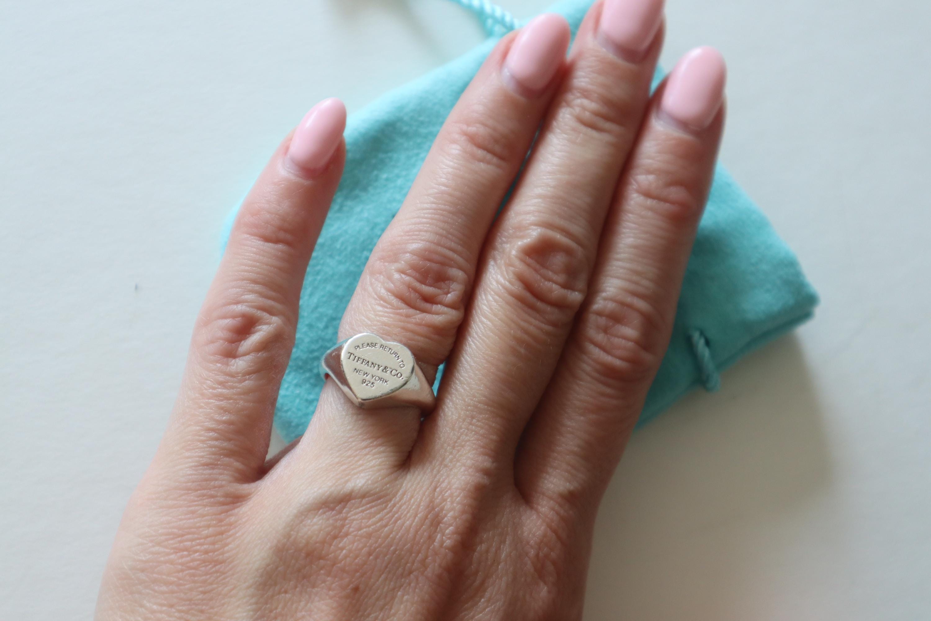 Classic! Tiffany & Co Return to Tiffany Silver Heart Tag Signet