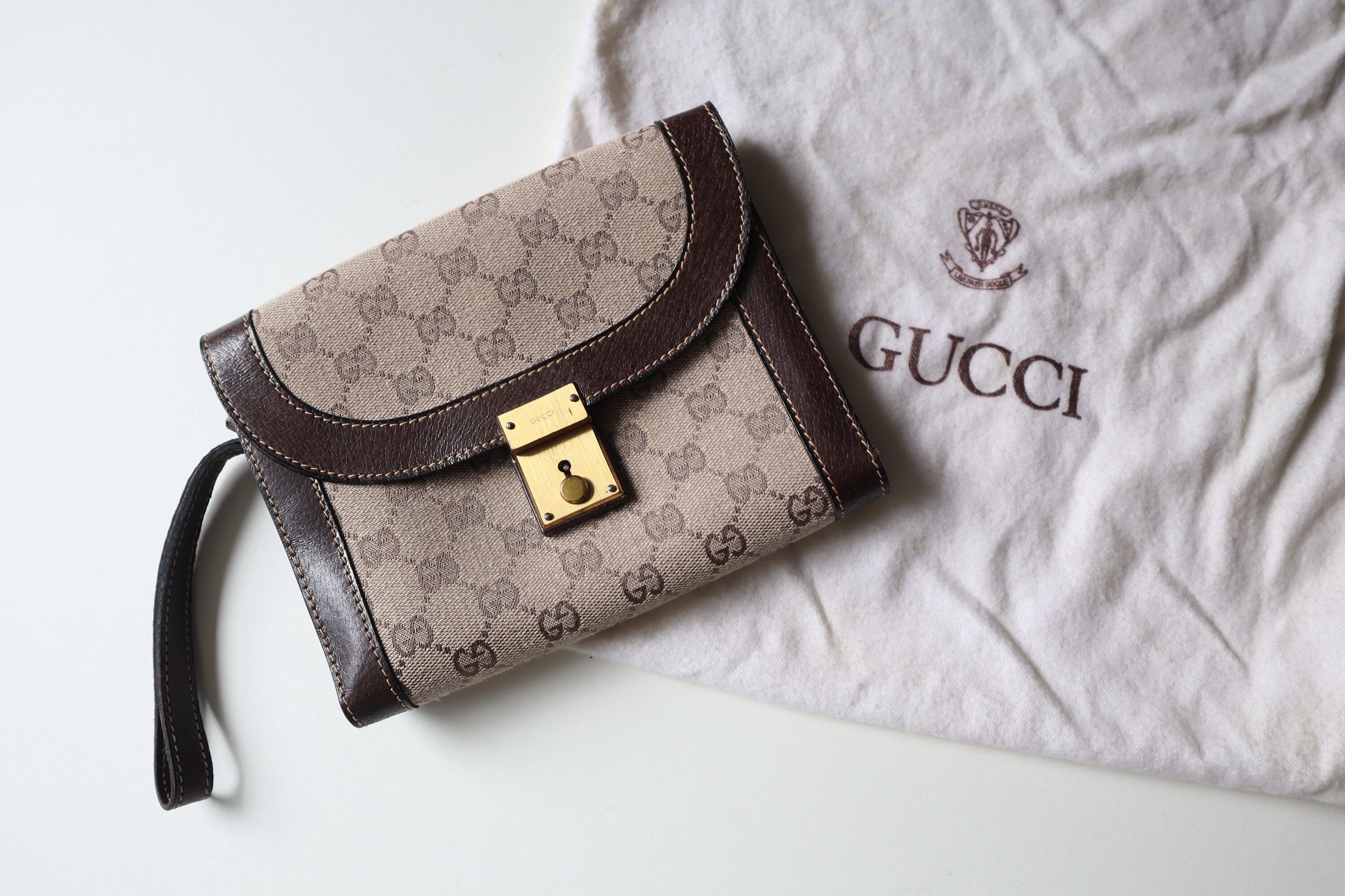 Gucci wristlet bag sale