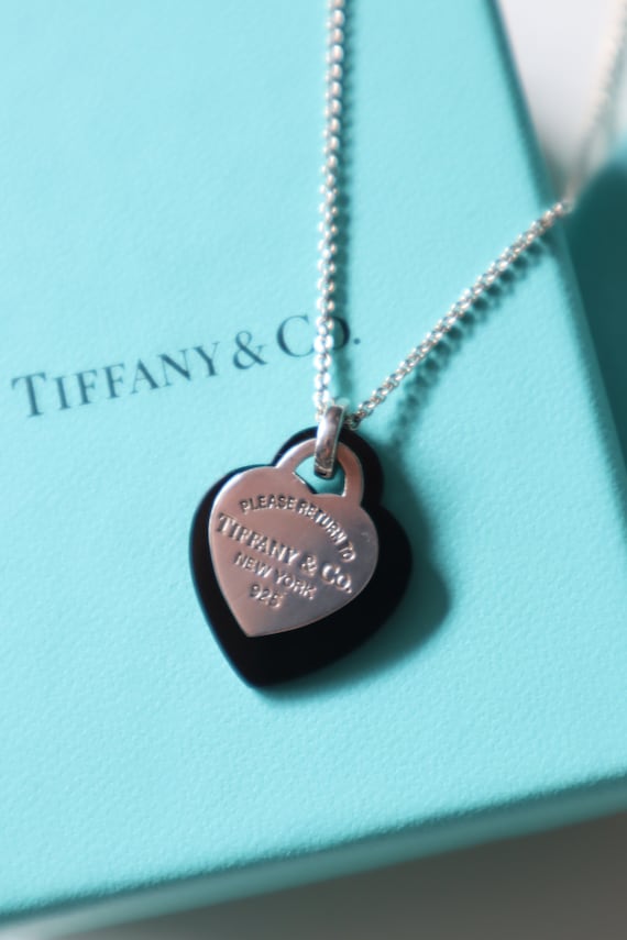 Tiffany black heart sale necklace